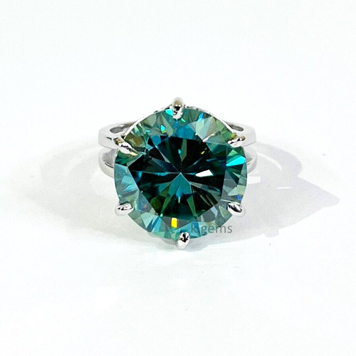 Blue treated diamond - ct,