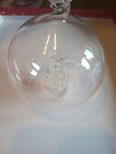 6 X GLASS LARGE CHRISTMAS TREE BAUBLES WITH INTERNAL BLOWN CHRISTMAS TREE