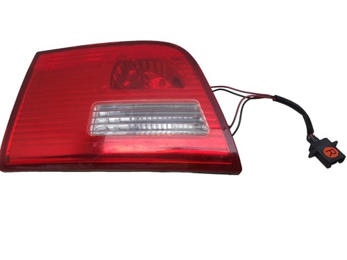 Bmw taillight lamp off - bmw,