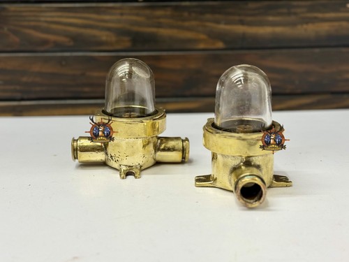 Pair maritime wall ceiling - wall,