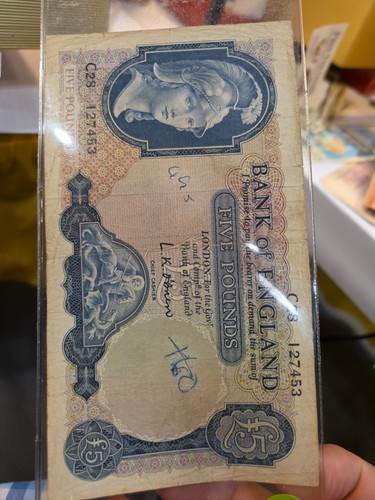 Great britain pound note - great,