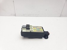 JAGUAR XE X760 2.0 DIESEL FUSE RELAY BOX 2016