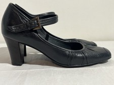 Clarks Mary Jane Ballet Style