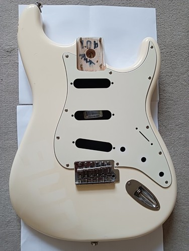 Fender mexican stratocaster - mexican,