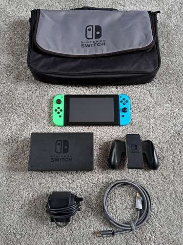 Nintendo switch console - 32,