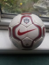 Nike geo merlin football