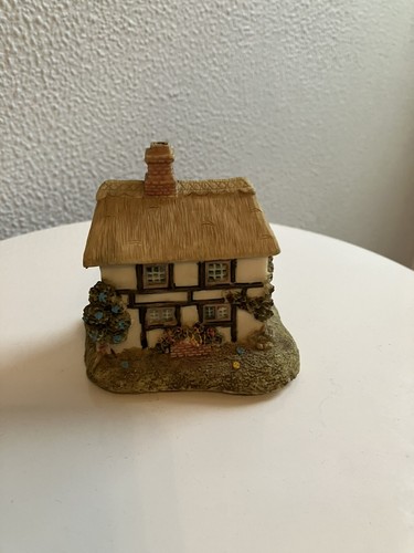 Leonardo collection cottage - leonardo,