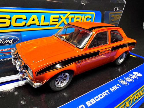 Scalextric c2937 ford escort - c2937,