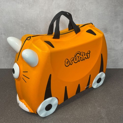 Tipu tiger trunki ride - trunki, ride-on