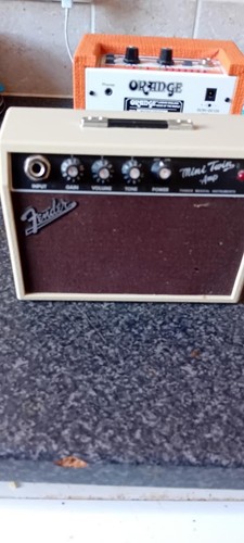 Fender mini twin amp portable - fender,
