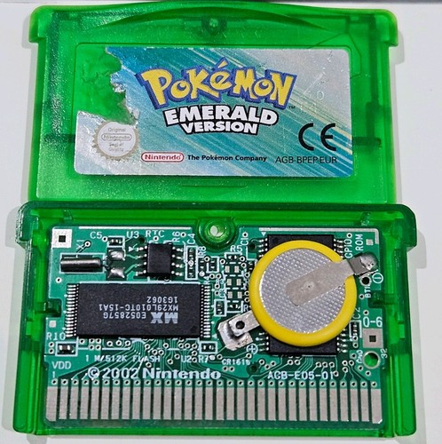 Pokémon emerald nintendo - emerald,