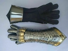 Gauntlet Gloves Armor Pair