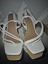 Pretty Little Things Women's Heels Brand New Size 6