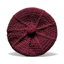 ✨Red crochet beret✨