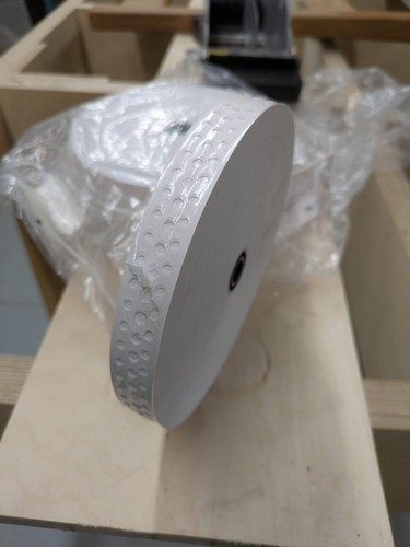 Perforated gummed veneering - gummed,