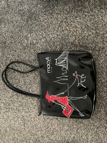 Good condition macys new york - ,