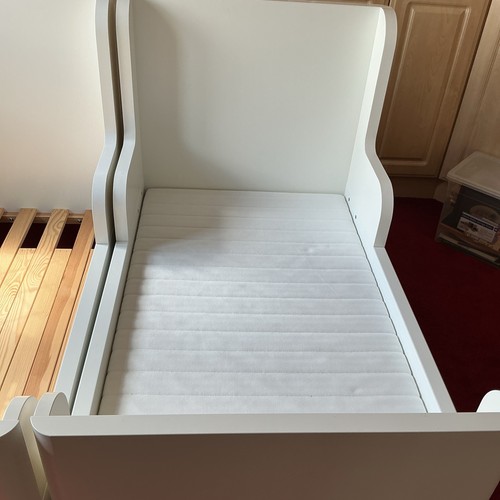 Ikea child extendable bed - ikea,