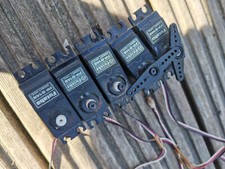 5 X Futaba FP-S148 Servos