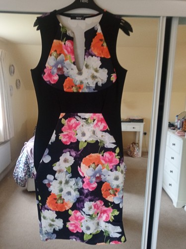 Ladies party dress quiz - party,