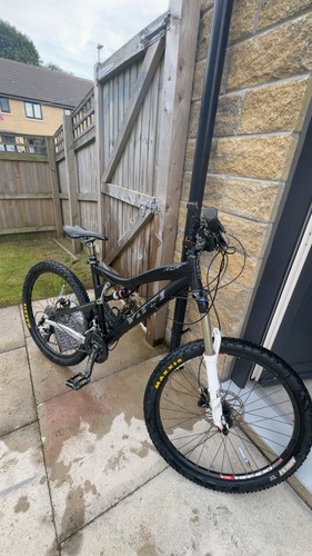 Discontinued model yeti - model, 575