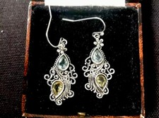 Vintage style jewellery - vintage,