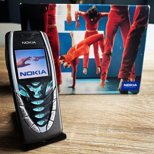 Nokia 7210 brown - brown, in