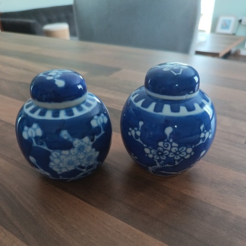 Beautiful pair vintage - beautiful,