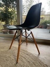 Original Vitra Eames DSW Chair