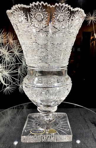 Bohemia cut crystal footed - -,