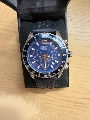 Accurist chronograph wr100m - accurist,