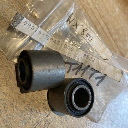 Suzuki 09319 10047 - 09319-10047, silent-bloc