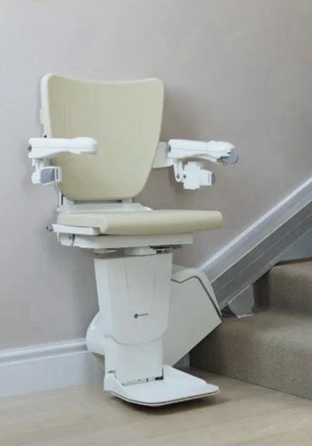 Handicare 1100 stairlift - £10,