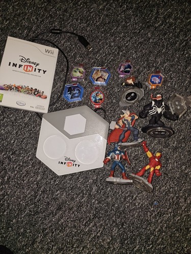Disney infinity game - bundle,