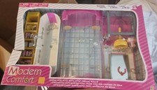 Lori Luxury Bathroom Set for