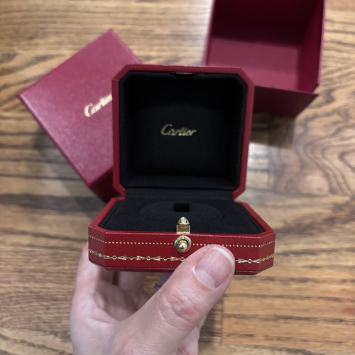 Cartier ring box presentation - ring,