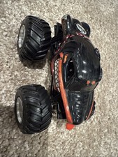 Hot Wheels Monster Jam Monster Mutt Rottweiler 1:64