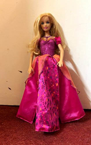 Barbie diamond castle liana - diamond,
