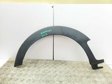FRONT LEFT WHEEL ARCH MOLDING