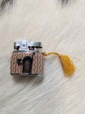 Lighter Cat Vintage Royal
