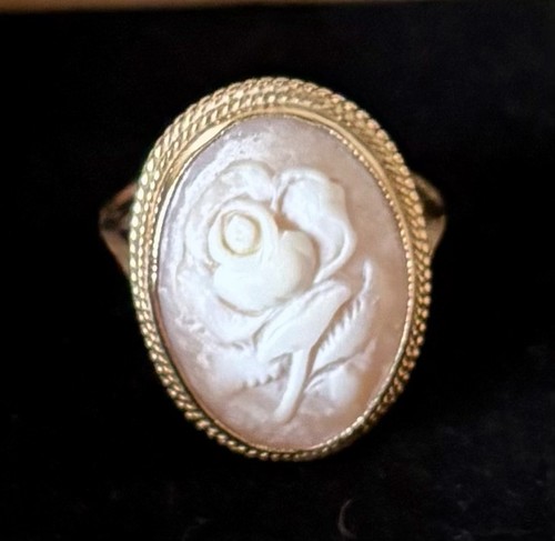 Cameo karst gold ring with - cameo,