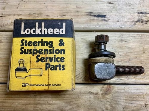 Lockheed tie rod socket - rod, ~