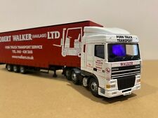 Corgi 1/50 Scale Truck CC13226 - DAF XF Space Cab SF Curtainside - Walker