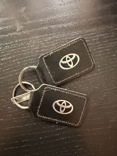 Genuine toyota main - genuine, dealer