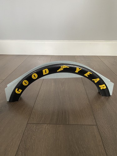 Scalextric goodyear bridge - scalextric,