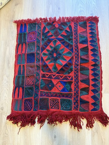 Red woven crewel work - , small