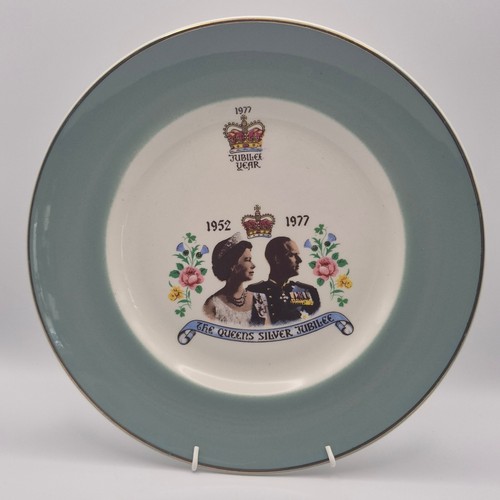 Vintage 1977 royal earthenware - royal,
