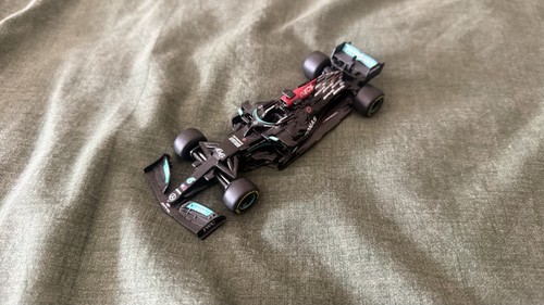Burago scale mercedes amg - burago,