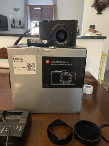 Leica monochrome 47mp - monochrome,