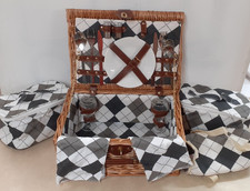 Wicker Picnic Basket Set For 2