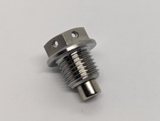 Yamaha R1 Titanium sump plug